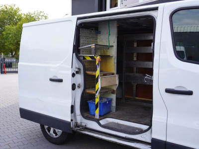 Renault Trafic 2.0 dCi 110PK EURO 6 - Airco - Navi - Cruise - €13.499,- Excl. foto 9