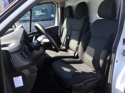 Renault Trafic 2.0 dCi 110pk L1 H1 Inrichting foto 2