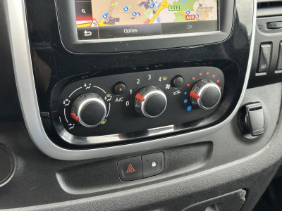 Renault Trafic 2.0 dCi 120 L2H1 DC Dubbele cabine foto 10