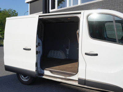 Renault Trafic 2.0 dCi 120PK - EURO 6 - Airco - Navi - Cruise - €11.950,- Excl. 9