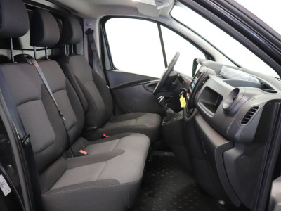 Renault Trafic 2.0 dCi 120PK EURO 6 - Airco - Cruise - PDC - 2x Schuifdeur- € 13.900,- Excl. Fotos foto 5
