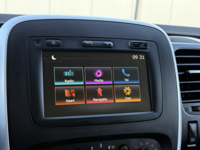 Renault Trafic 2.0 dCi 120 PK / L1H1 / 1e EIG. / 2x SCHUIFDEUR / IMPERIAAL / TREKHAAK / LED / CRUISE / 3-ZITS foto 14