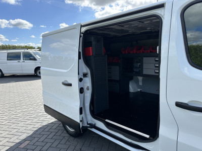 Renault Trafic 2.0 dCi 120 PK / L1H1 / 1e EIG. / **INRICHTING** / TREKHAAK / AIRCO / CRUISE / LED KOPLAMPEN foto 12