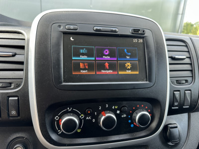 Renault Trafic 2.0 dCi 120 PK / L1H1 / 1e EIG. / **INRICHTING** / TREKHAAK / AIRCO / CRUISE / LED KOPLAMPEN foto 15
