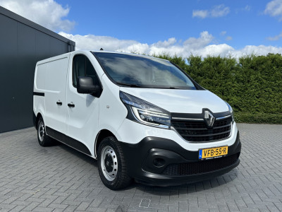 Renault Trafic 2.0 dCi 120 PK / L1H1 / 1e EIG. / **INRICHTING** / TREKHAAK / AIRCO / CRUISE / LED KOPLAMPEN foto 4