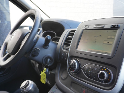 Renault Trafic 2.0 dCi 120PK  L2 EURO 6 - A/C Climate - Navi - Cruise - €14.900,- Excl. foto 3