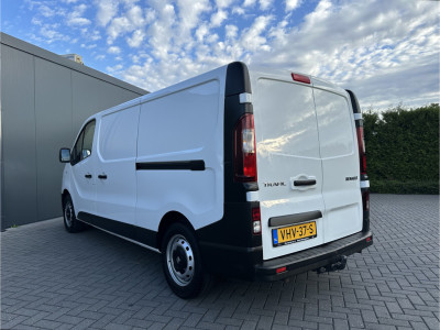 Renault Trafic 2.0 dCi 120 PK / L2H1 / 1e EIG. / DUBBELE SCHUIFDEUREN / TREKHAAK / LED KOPLAMPEN / AIRCO / CRUISE foto 6