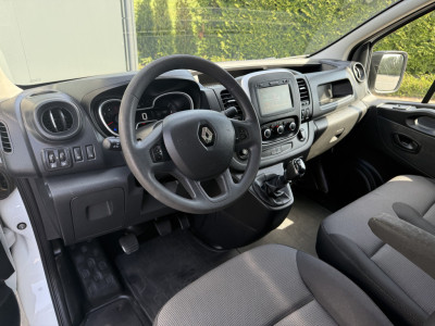 Renault Trafic 2.0 dCi 120 PK / L2H1 / 1e EIG. / TREKHAAK / IMPERIAAL / 3-ZITS / AIRCO / CRUISE / NAVI / LED foto 7