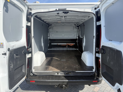 Renault Trafic 2.0 dCi 120 PK / L2H1 / 1e EIG. / TREKHAAK / IMPERIAAL / 3-ZITS / AIRCO / CRUISE / NAVI / LED foto 8
