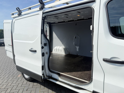 Renault Trafic 2.0 dCi 120 PK / L2H1 / 1e EIG. / TREKHAAK / IMPERIAAL / 3-ZITS / AIRCO / CRUISE / NAVI / LED foto 9