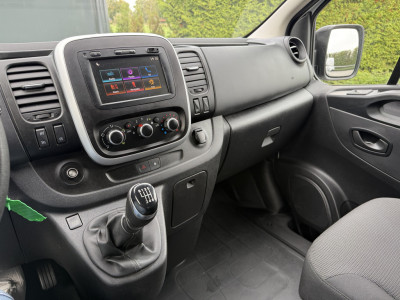 Renault Trafic 2.0 dCi 120 PK / L2H1 / 2x SCHUIFDEUR / INRICHTING / TREKHAAK / 1e EIG. / LED / CRUISE / AIRCO / NAVI foto 15