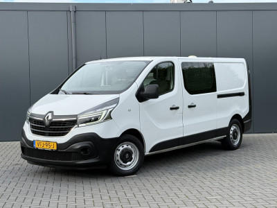 Renault Trafic 2.0 dCi 120 PK / L2H1 / 2x SCHUIFDEUR / INRICHTING / TREKHAAK / 1e EIG. / LED / CRUISE / AIRCO / NAVI foto 2