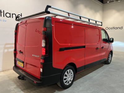 Renault Trafic 2.0 dCi 120 PK L2H1 / Euro 6 / Airco / Cruise Control / PDC / CarPlay / Navigatie / Trekhaak / Imperiaal / 3-Zits foto 17