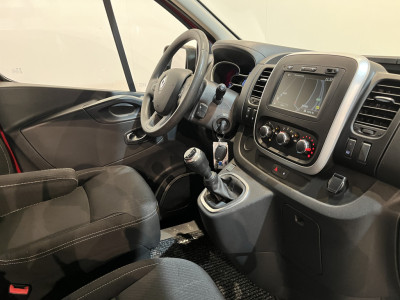 Renault Trafic 2.0 dCi 120 PK L2H1 / Euro 6 / Airco / Cruise Control / PDC / CarPlay / Navigatie / Trekhaak / Imperiaal / 3-Zits foto 3