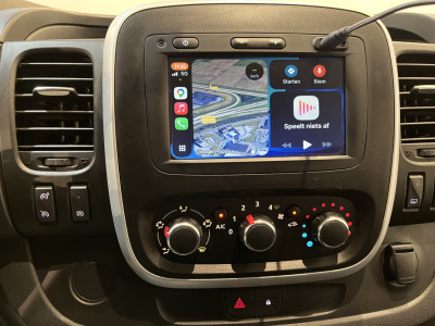 Renault Trafic 2.0 dCi 120 PK L2H1 / Euro 6 / Airco / Cruise Control / PDC / CarPlay / Navigatie / Trekhaak / Imperiaal / 3-Zits foto 9