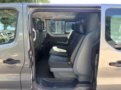 Renault Trafic 2.0 dCi 120PK T29 L2H1|DUBBELCABINE|Dubbele schuifdeuren|cruise|achteruitrijcamera|airco|trekhaak 2000KG|navi|EURO6 foto 8