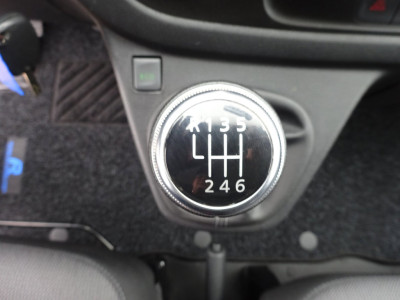 Renault Trafic 2.0 dCi 120 T29 L1H1 2 x SCHUIFDEUR AIRCO NAVIGATIE CRUISE CONTROL foto 21