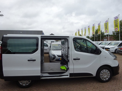 Renault Trafic 2.0 dCi 120 T29 L1H1 2 x SCHUIFDEUR AIRCO NAVIGATIE CRUISE CONTROL foto 6