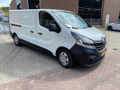 Renault Trafic 2.0 dCi 120 T29 L2H1 / 2019 / Airco / Cruise Control / Airbag / Navigatie / PDC / 88KW=120PK / Lang Model / foto 5