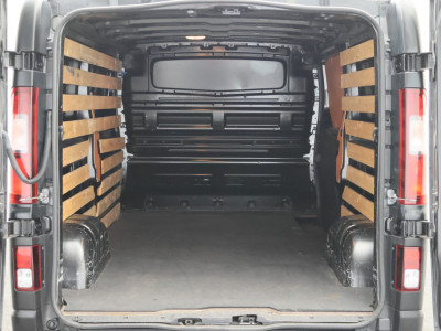 Renault Trafic 2.0 dCi 120 T29 L2H1 Comfort Climate, Camera, Cruise, LED, Navigatie, Bluetooth, PDC, Trekhaak, 18 14