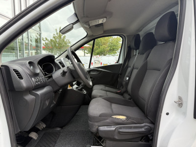 Renault Trafic 2.0 dCi 120 T29 L2H1 Work Edition | NL-auto | 1e Eig | LED | Navi | PDC | Cruisec. foto 9