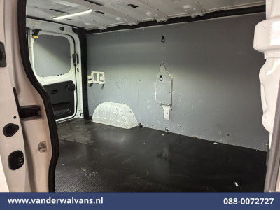 Renault Trafic 2.0 dCi 120pk L2H1 Euro6 Airco | Imperiaal | Navigatie | LED | Cruisecontrol Trekhaak, Parkeersensoren foto 10