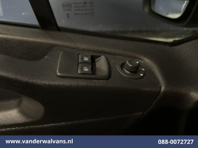 Renault Trafic 2.0 dCi 120pk L2H1 Euro6 Airco | Imperiaal | Navigatie | LED | Cruisecontrol Trekhaak, Parkeersensoren foto 17