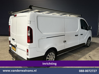 Renault Trafic 2.0 dCi 120pk L2H1 Inrichting Euro6 Airco | Omvormer | Camera | Navigatie | LED | Imperiaal Trekhaak, Cruisecontrol, Parkeersensoren, Bijrijdersbank foto 13
