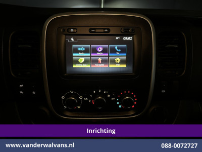 Renault Trafic 2.0 dCi 120pk L2H1 Inrichting Euro6 Airco | Omvormer | Camera | Navigatie | LED | Imperiaal Trekhaak, Cruisecontrol, Parkeersensoren, Bijrijdersbank foto 17