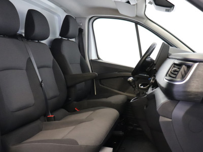 Renault Trafic 2.0 dCi 130PK EURO 6 - Airco - Navi - Cruise - € 16.900,- Excl. foto 3