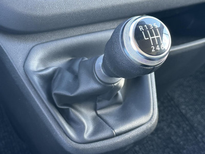 Renault Trafic 2.0 dCi 130pk L1H1 Cruise|Airco Work Edition foto 13