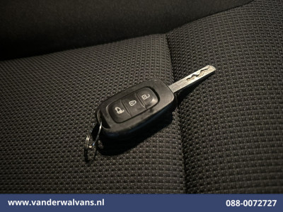 Renault Trafic 2.0 dCi 130pk L2H1 Euro6 Airco | LED | Cruisecontrol | Parkeersensoren Bijrijdersbank foto 18