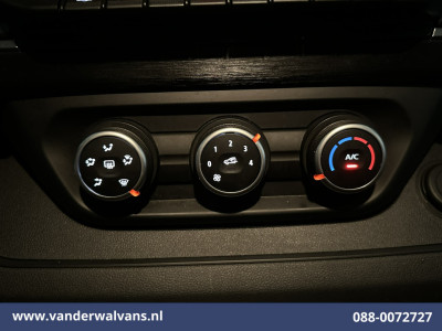 Renault Trafic 2.0 dCi 130pk L2H1 Euro6 Airco | Navigatie | LED | Cruisecontrol | Parkeersensoren, Bijrijdersbank foto 6