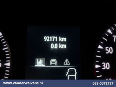 Renault Trafic 2.0 dCi 131pk L2H1 Euro6 Airco | LED | Cruisecontrol | 2500kg Trekhaak | Bijrijdersbank foto 19