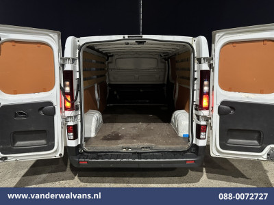 Renault Trafic 2.0 dCi 131pk L2H1 Euro6 Airco | Navigatie | LED | Apple Carplay | Cruisecontrol | Parkeersensoren 2500kg trekvermogen, Bijrijdersbank foto 13