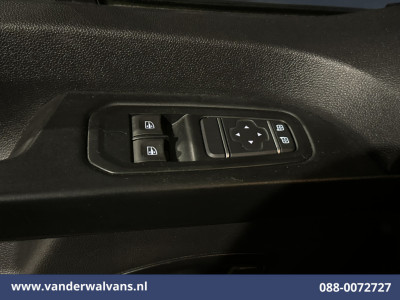 Renault Trafic 2.0 dCi 131pk L2H1 Euro6 Airco | Navigatie | LED | Apple Carplay | Cruisecontrol | Parkeersensoren 2500kg trekvermogen, Bijrijdersbank foto 18