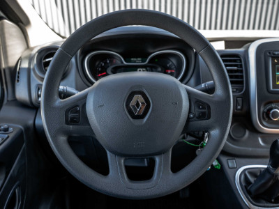 Renault Trafic 2.0 dCi 145 L2H1 | Automaat | 145 PK | 3-Zits | Camera | Cruise | Airco | Trekhaak foto 16
