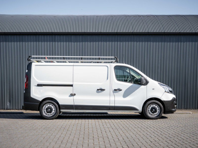 Renault Trafic 2.0 dCi 145 L2H1 | Automaat | 145 PK | 3-Zits | Camera | Cruise | Airco | Trekhaak foto 6