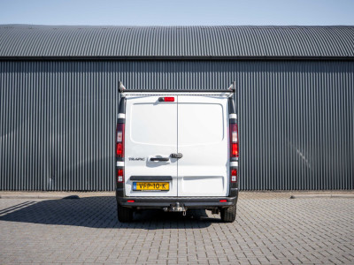 Renault Trafic 2.0 dCi 145 L2H1 | Automaat | 145 PK | 3-Zits | Camera | Cruise | Airco | Trekhaak foto 8