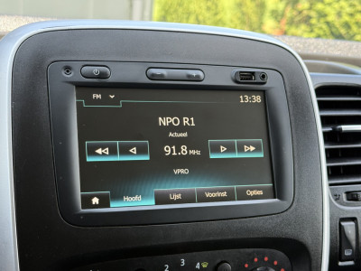 Renault Trafic 2.0 dCi 145 PK / AUTOMAAT / L1H1 / 2x SCHUIFDEUR / INRICHTING / TREKHAAK / IMPERIAAL / 3-ZITS 19