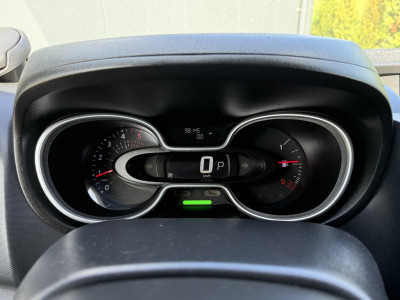 Renault Trafic 2.0 dCi 145 PK / L1H1 / AUTOMAAT / 2x SCHUIFDEUR / INRICHTING / TREKHAAK / IMPERIAAL / 3-ZITS foto 13