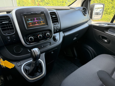 Renault Trafic 2.0 dCi 145 PK / L1H1 / AUTOMAAT / 2x SCHUIFDEUR / INRICHTING / TREKHAAK / IMPERIAAL / 3-ZITS foto 14