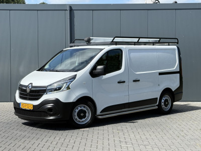 Renault Trafic 2.0 dCi 145 PK / L1H1 / AUTOMAAT / 2x SCHUIFDEUR / INRICHTING / TREKHAAK / IMPERIAAL / 3-ZITS foto 2