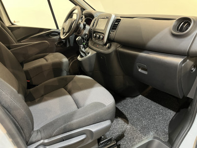 Renault Trafic 2.0 dCi 145 PK L1H1 Automaat Servicebus / Bott Inrichting / Euro 6 / Airco / CarPlay / Cruise Control / Trekhaak / PDC / LED / Klep / Navigatie / 72.200 KM !! foto 21