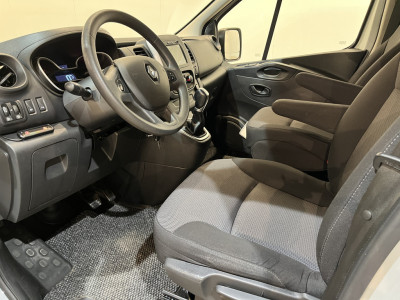 Renault Trafic 2.0 dCi 145 PK L1H1 Automaat Servicebus / Bott Inrichting / Euro 6 / Airco / CarPlay / Cruise Control / Trekhaak / PDC / LED / Klep / Navigatie / 72.200 KM !! foto 6