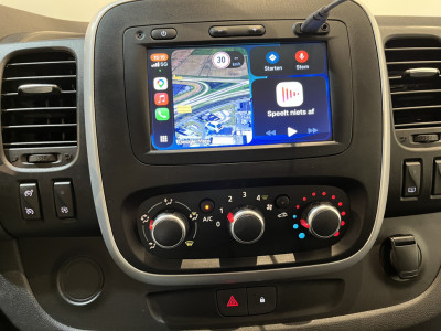 Renault Trafic 2.0 dCi 145 PK L1H1 Automaat Servicebus / Bott Inrichting / Euro 6 / Airco / CarPlay / Cruise Control / Trekhaak / PDC / LED / Klep / Navigatie / 72.200 KM !! foto 9