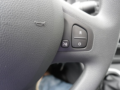 Renault Trafic 2.0 dCi 145PK T29 L2H1 Comfort Automaat Airco | Cruise | Navi | Trekhaak | Airco foto 16