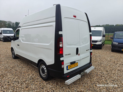 Renault Trafic 2.0 dCi 145 PK T L2H2 , 1e eig , euro 6 , Complete werkplaats inrichting met omvormer , trekhaak , airco cruise. foto 4