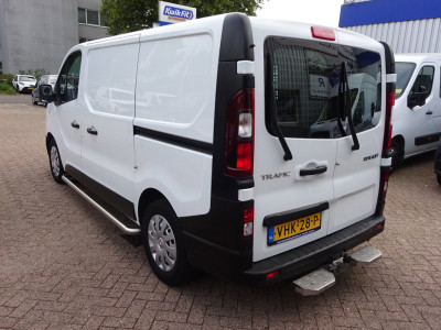 Renault Trafic 2.0 dCi 145 T29 L1H1 AUTOMAAT 2 X SCHUIFDEUR AIRCO NAVIGATIE 3ZITS CRUISE CONTROL foto 3