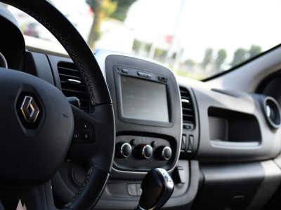 Renault Trafic 2.0 dCi 145 T29 L2H1 Black Edition Cruise, Sensoren, LED, 145pk, Multimedia, Automaat, Trekhaak, Betimmering, NAVI, Uniek! 13